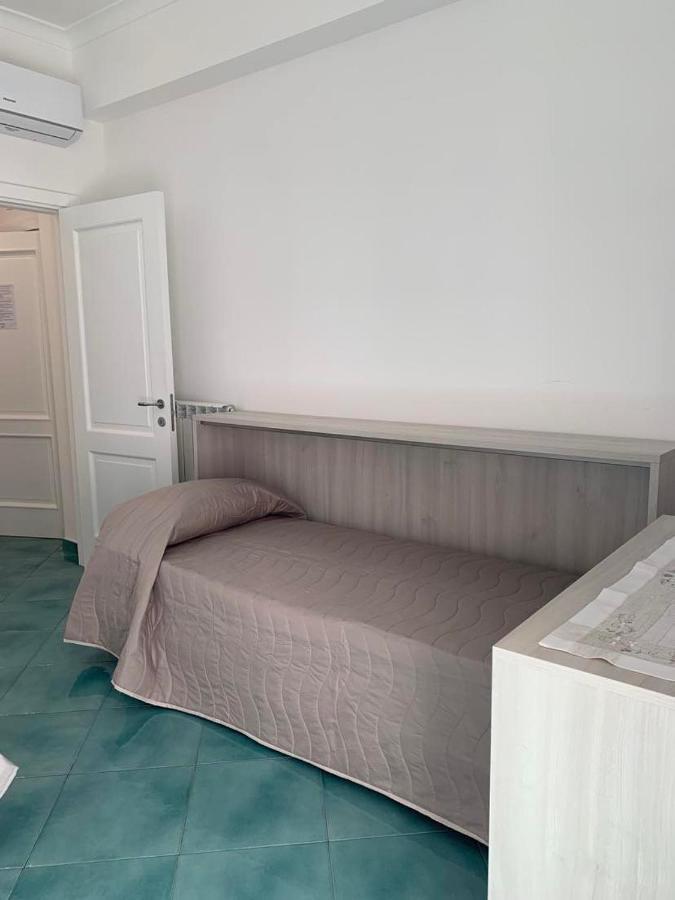 Casa Ausilia Bilocale Apartment Амалфи Екстериор снимка
